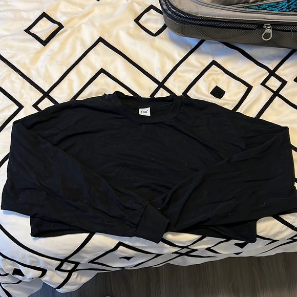 Cropped raw hem TNA long sleeve - Picture 1 of 2